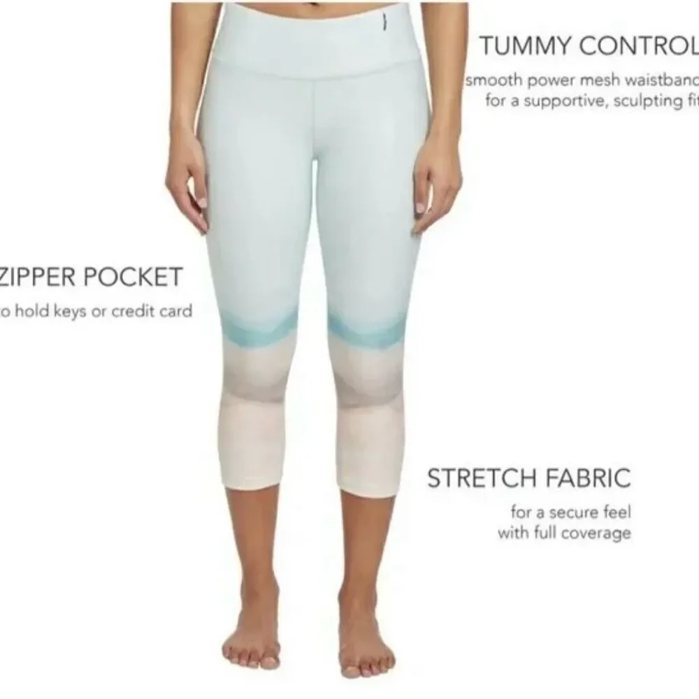 NWT CALIA Essential Mid-rise Capri Leggings (Mint Landscape) - Large